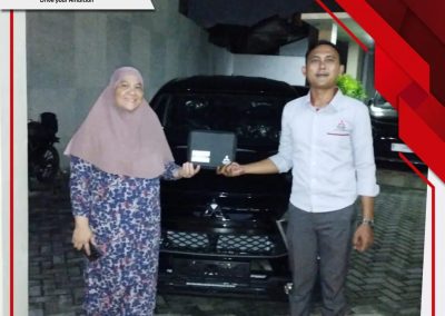 Sales Mitsubishi foto (4)